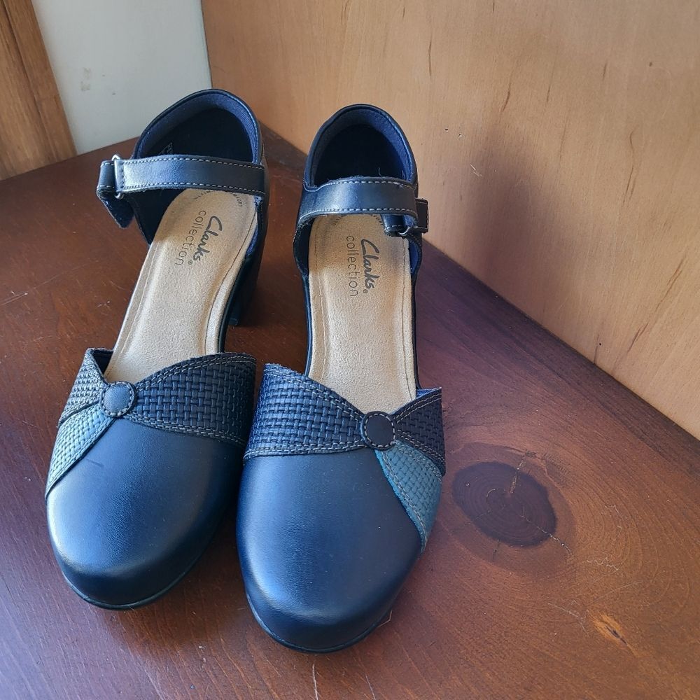 Clarks Mary Jane 7.5 W